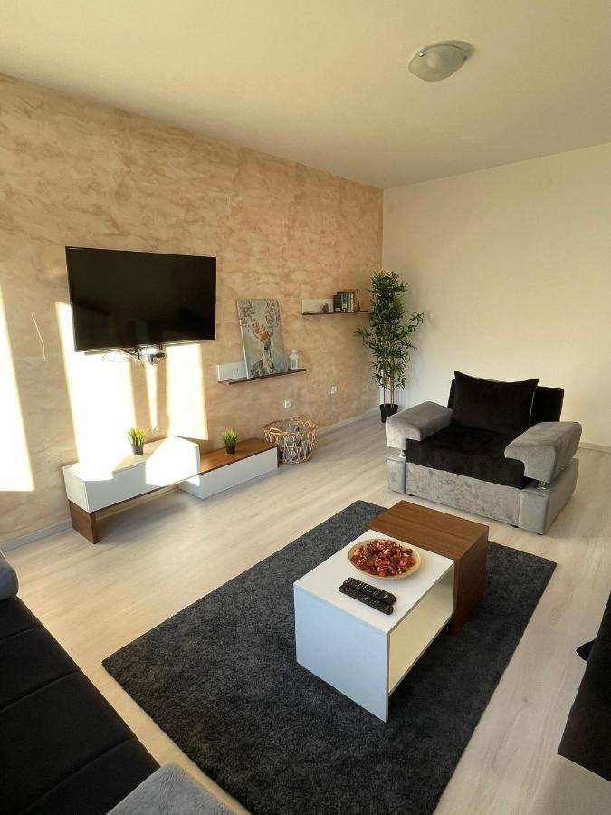 Apartment 51 - Bright, Spacious, Lux 1 Bedroom In The City Center - Stari Grad 贝尔格莱德 外观 照片